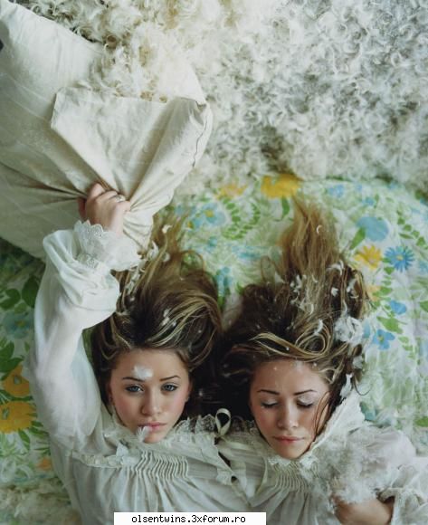 poze cu Gemenele Olsen - soooperrrrrrrrrrrrrrrrrr - Olsen twins